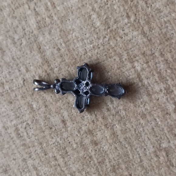 925 Silver Blue Rhinestone Cross Pendant - Picture 3 of 7